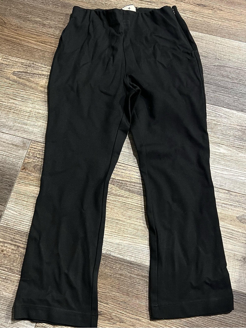 Tuckernuck Black Cropped Wide Leg Pull On Pants Size Small Stretch Classic